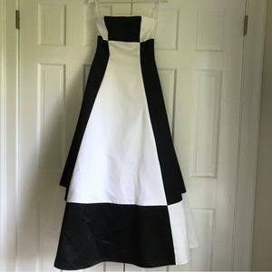 Vintage Jessica McClintock Black & White Ball Gown - Size 4